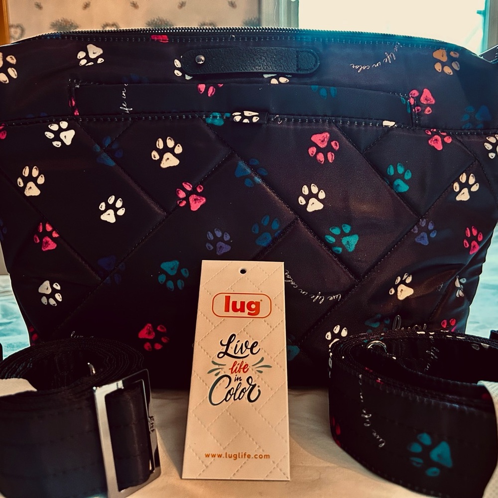 NWOT Lug Flare 2 Paws Black with both straps, crossposted